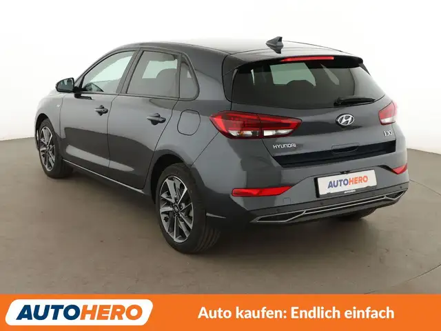 Hyundai i30 view 4