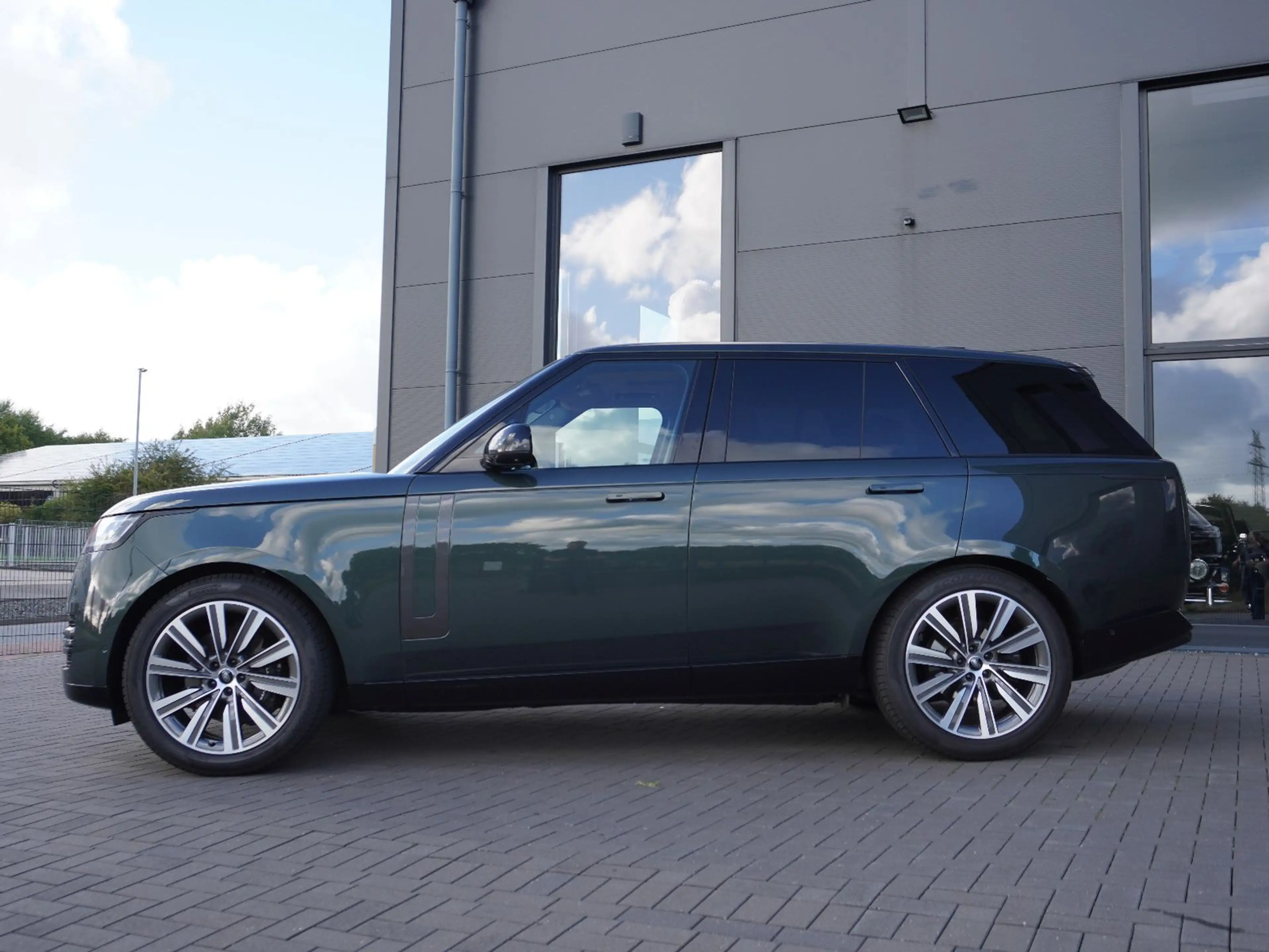 Land Rover Range Rover HSE D 350 — photo 6
