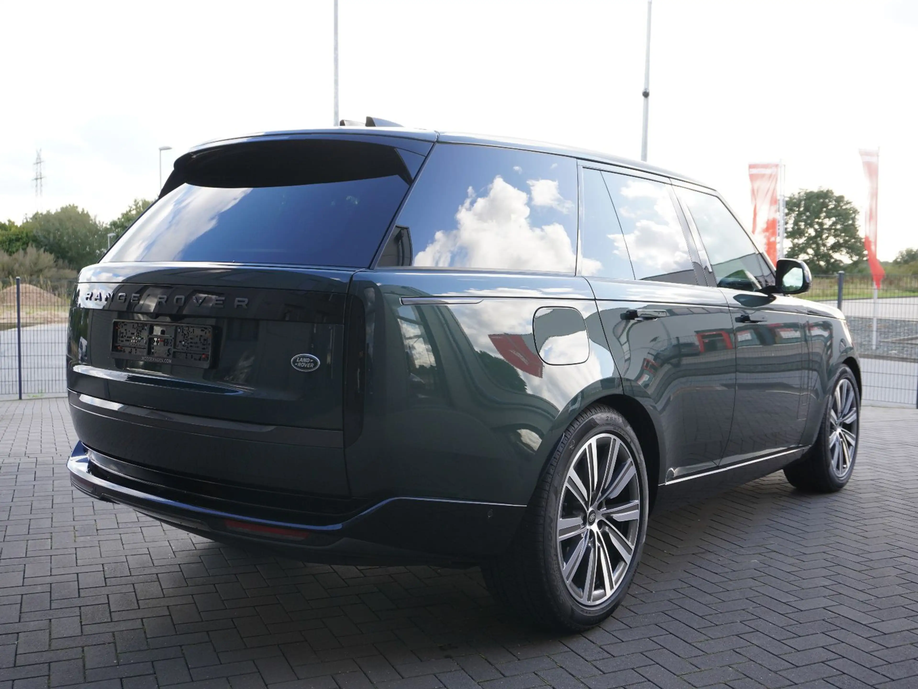 Land Rover Range Rover HSE D 350 — photo 3