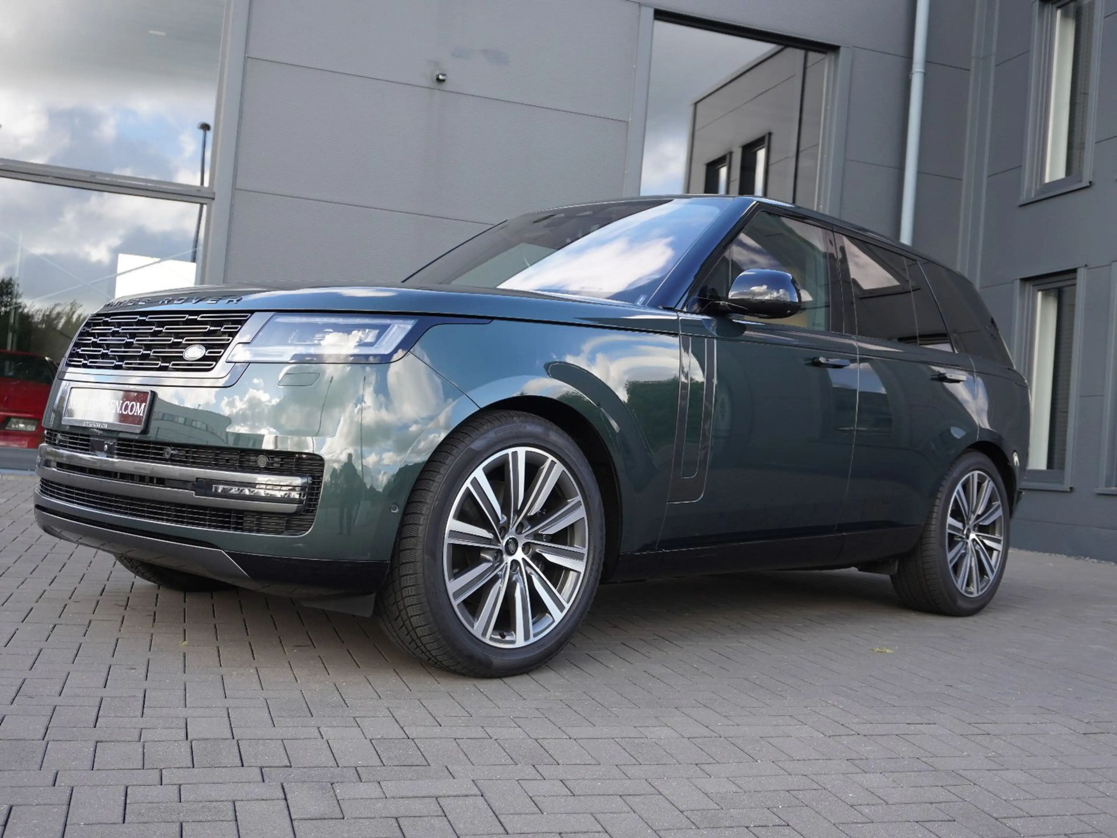 Land Rover Range Rover HSE D 350 — photo 7