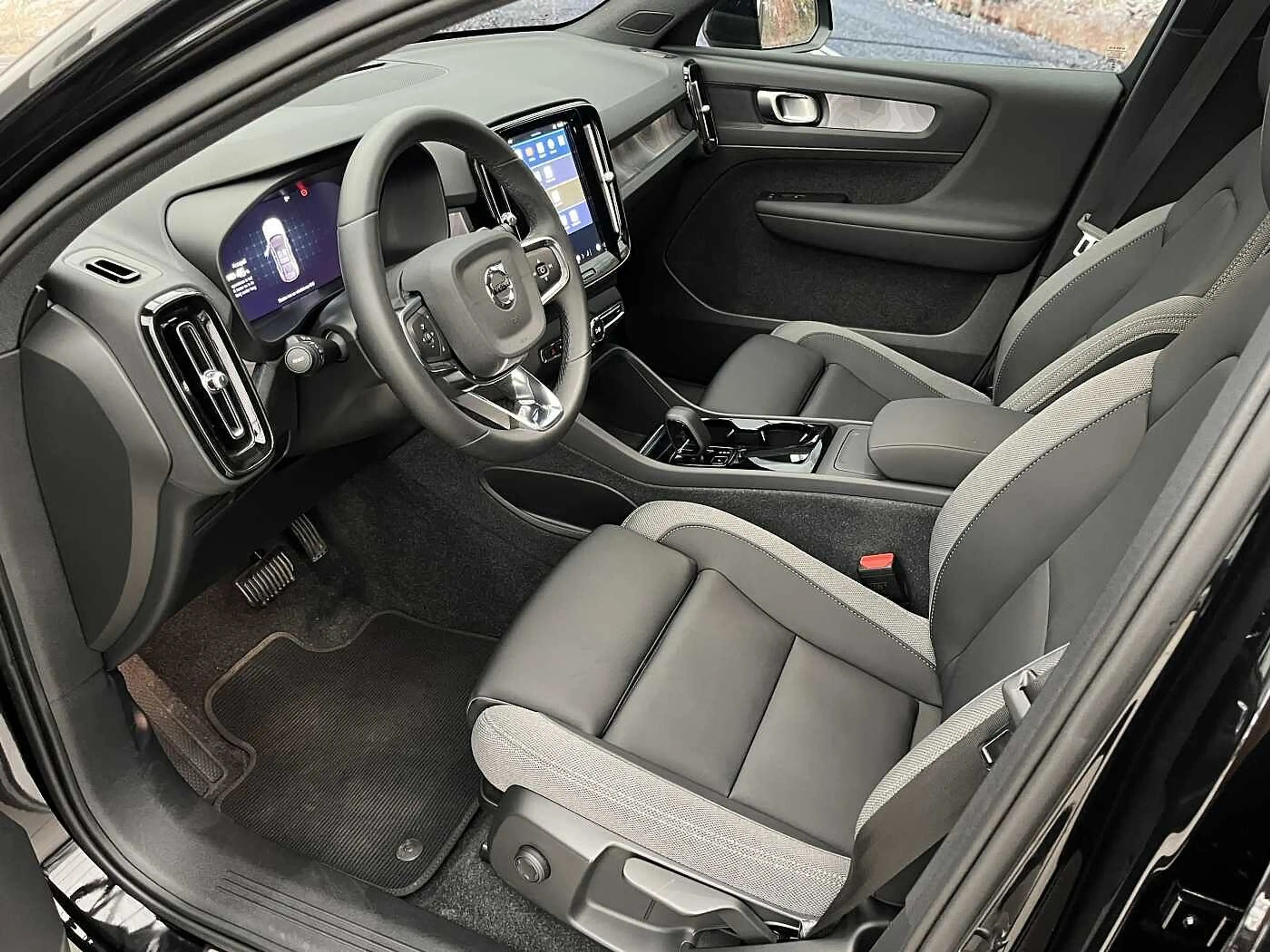 Volvo C40 RECHARGE PLUS - EXTENDED RANGE — photo 6