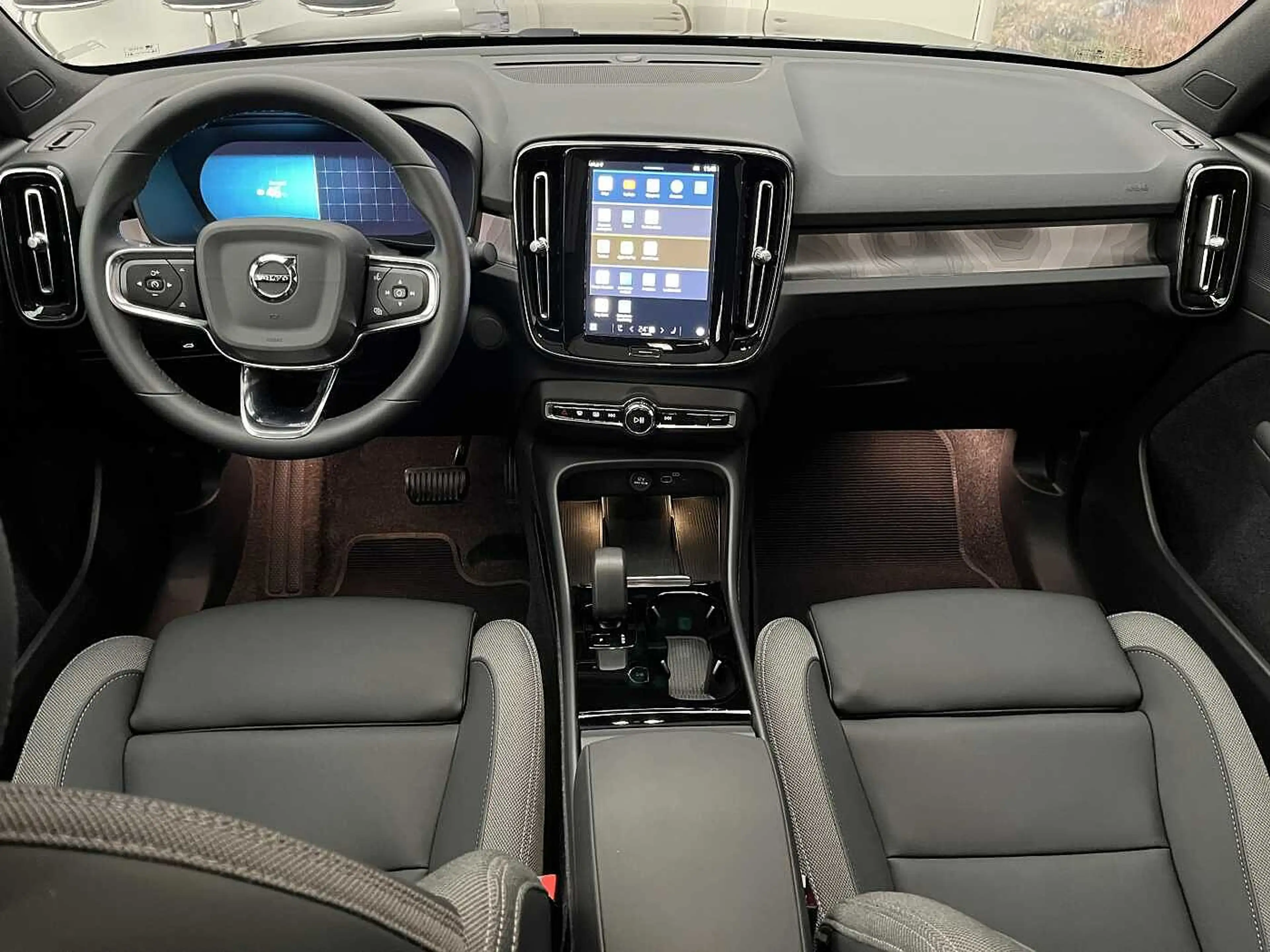 Volvo C40 RECHARGE PLUS - EXTENDED RANGE — photo 8