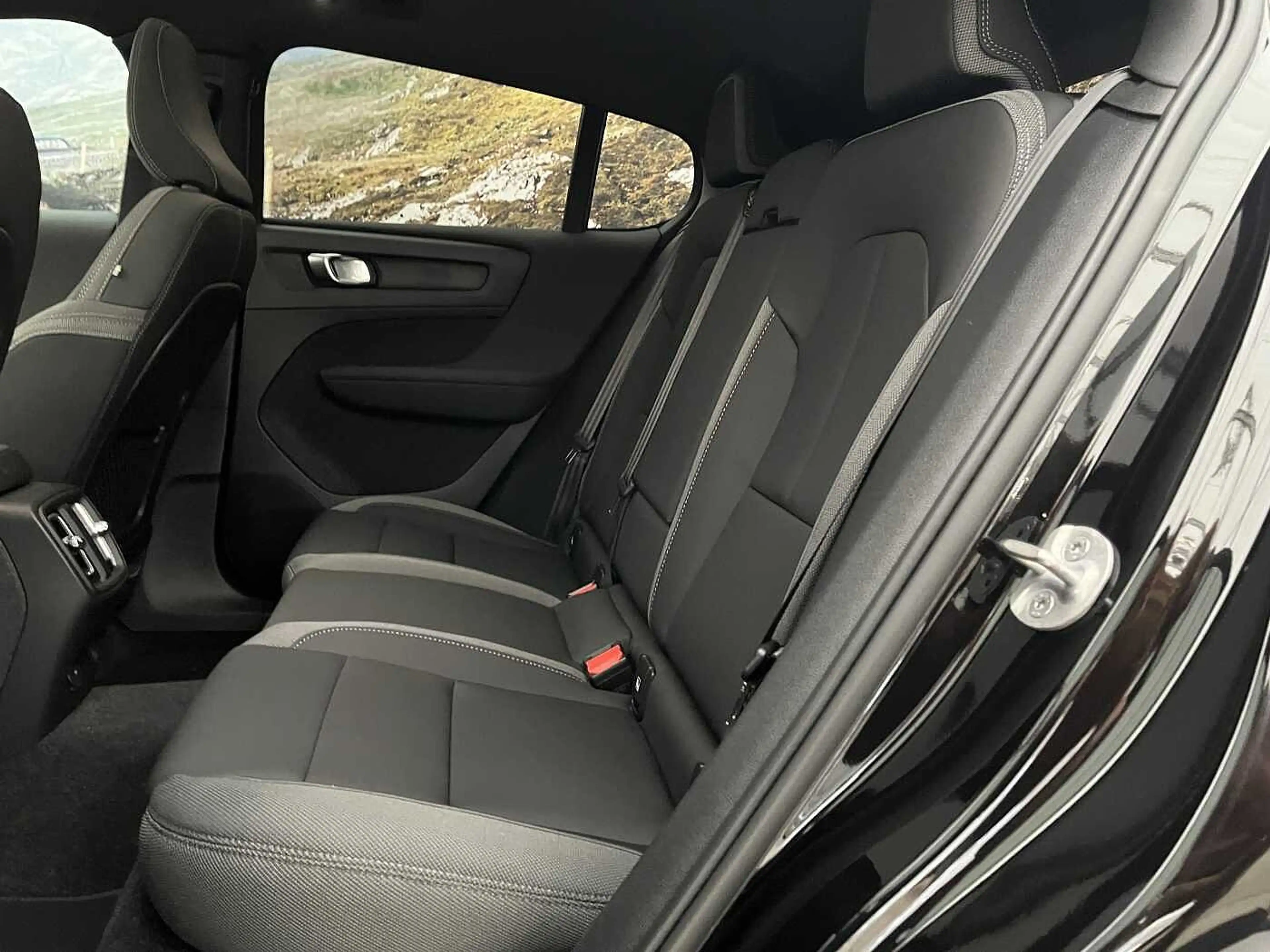 Volvo C40 RECHARGE PLUS - EXTENDED RANGE — photo 10