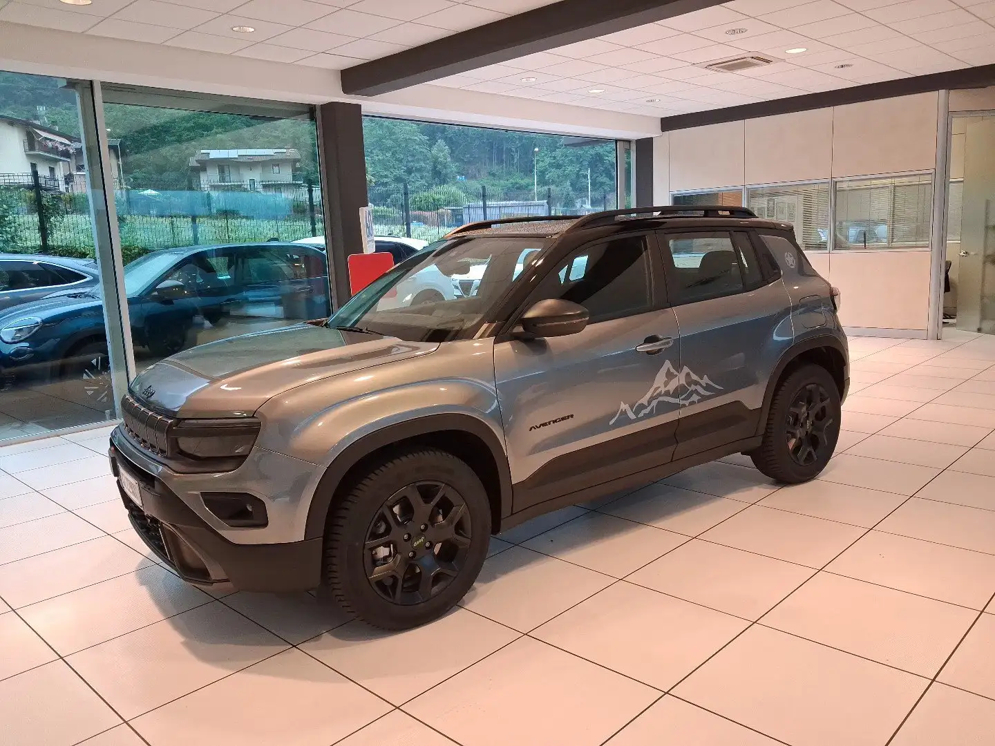 Jeep Avenger 1.2 Turbo 145 CV MHEV 4xe Upland - 1