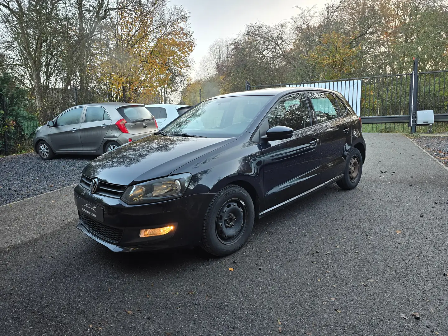 Volkswagen Polo Polo 1.2 CR TDi Comfortline DPF Zwart - 1