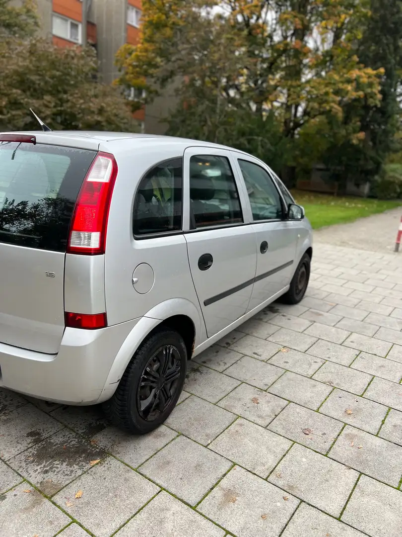 Opel Speedster opel meriva Bej - 1