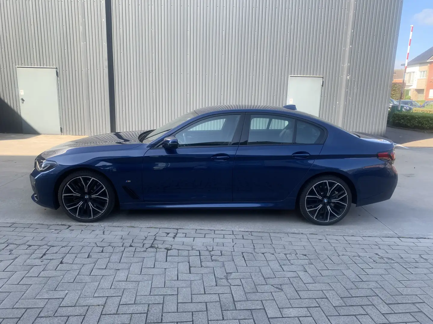 BMW 530 530d Aut. M Sport Edition Blauw - 1