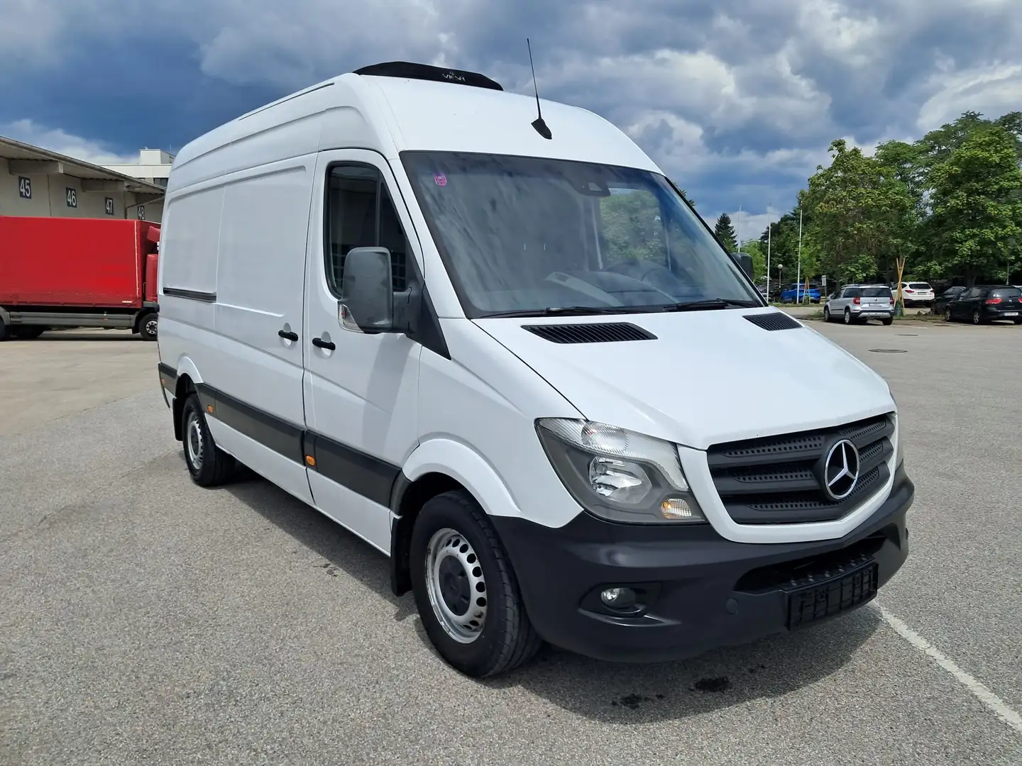 Mercedes-Benz Sprinter 319 CDI 3.0 Wit - 2