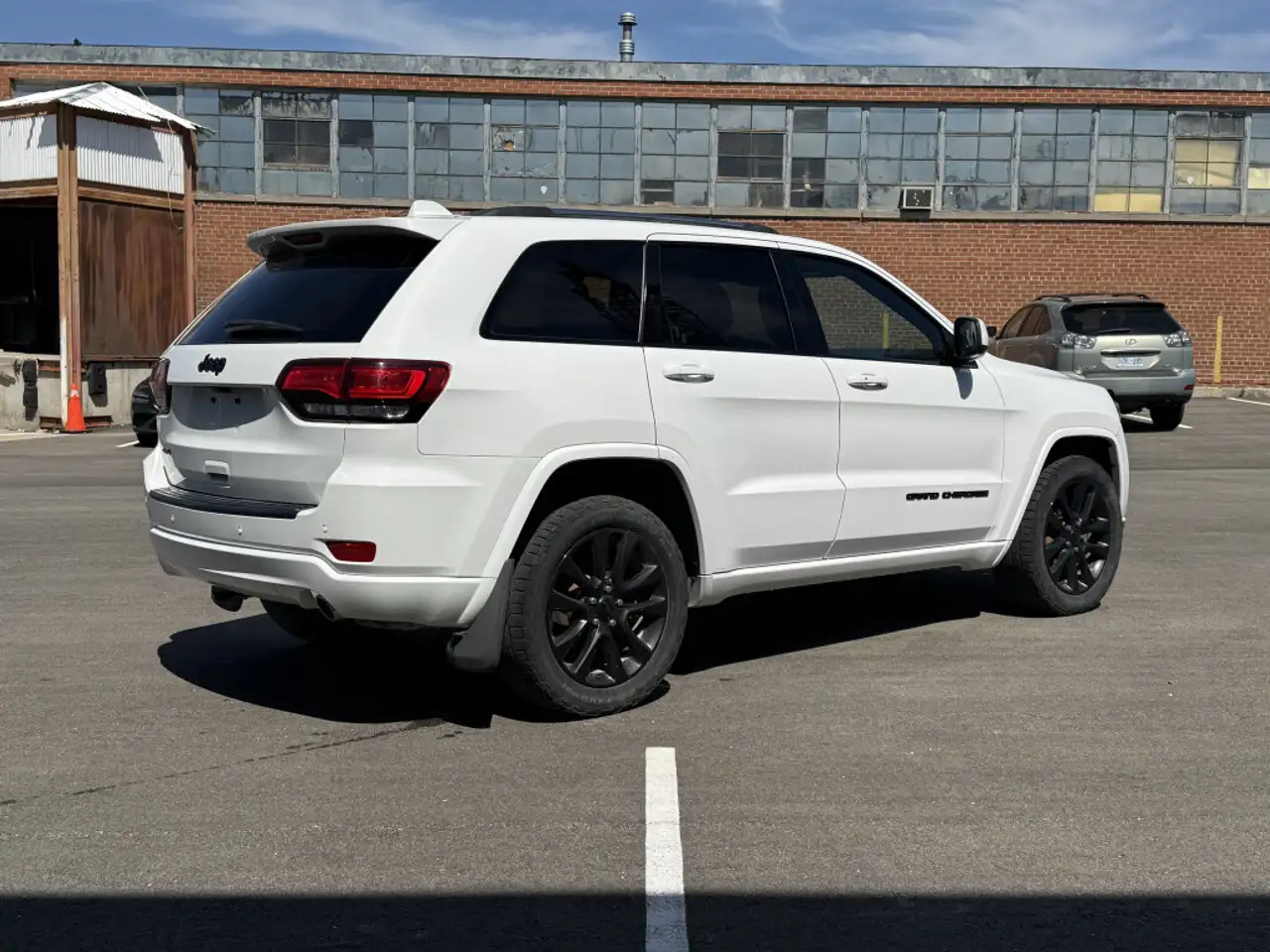 Jeep Grand Cherokee снимка Jeep Grand Cherokee