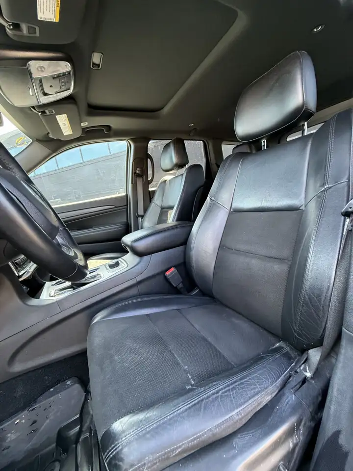 Jeep Grand Cherokee снимка Jeep Grand Cherokee