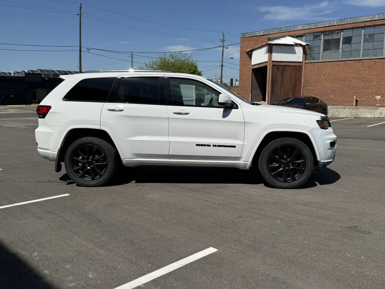 Jeep Grand Cherokee снимка Jeep Grand Cherokee