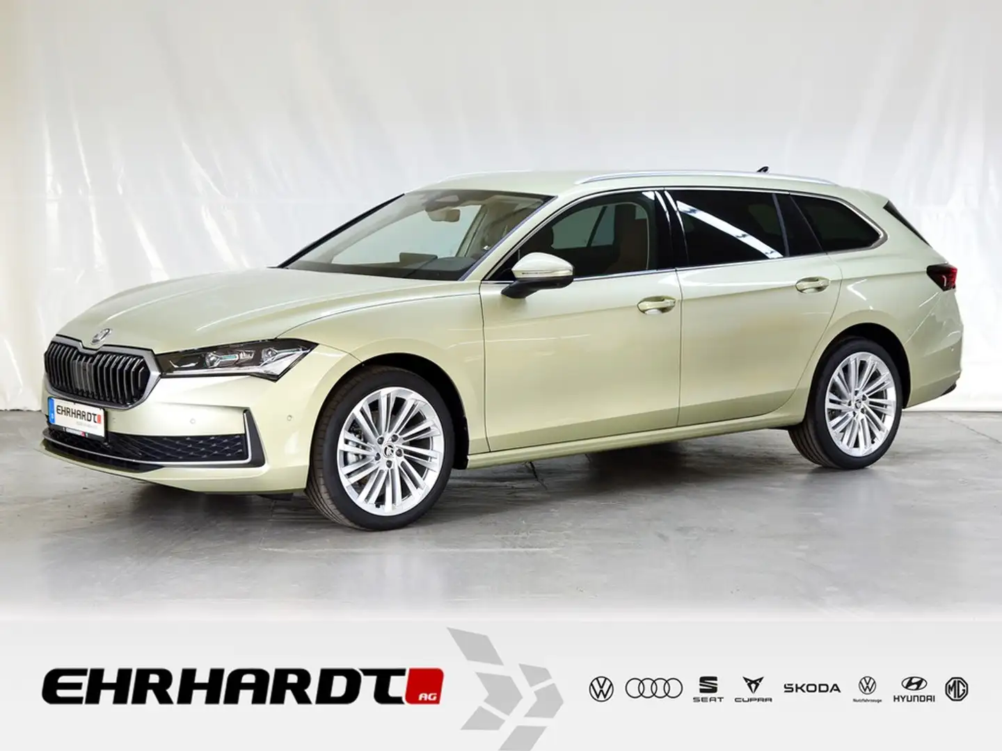 Skoda Superb Combi 1.5 TSI mHEV Selection AHK*LED*NAV*SHZ*AC... Gelb - 1