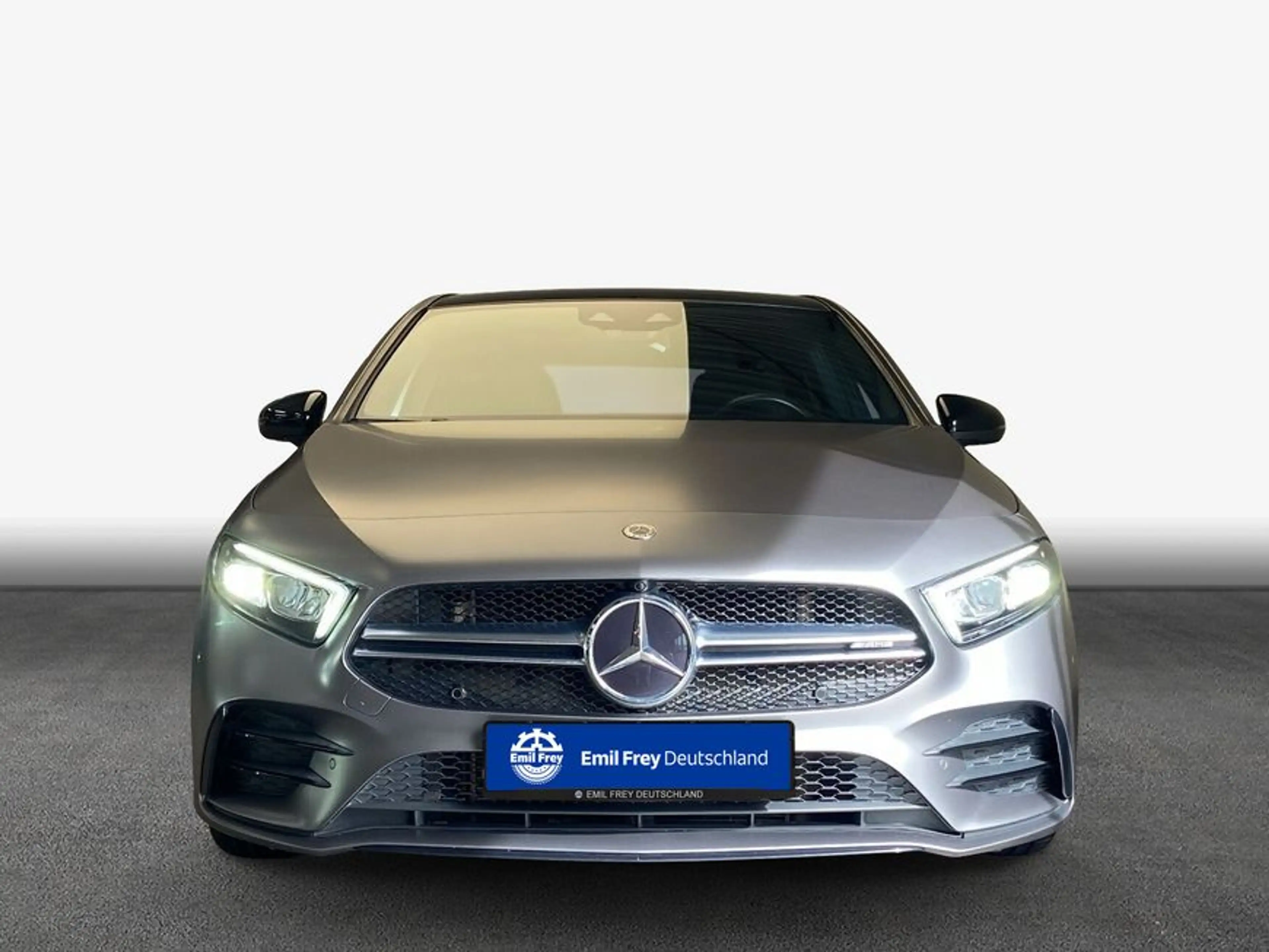 Mercedes-Benz A 35 AMG A-Klasse — photo 3