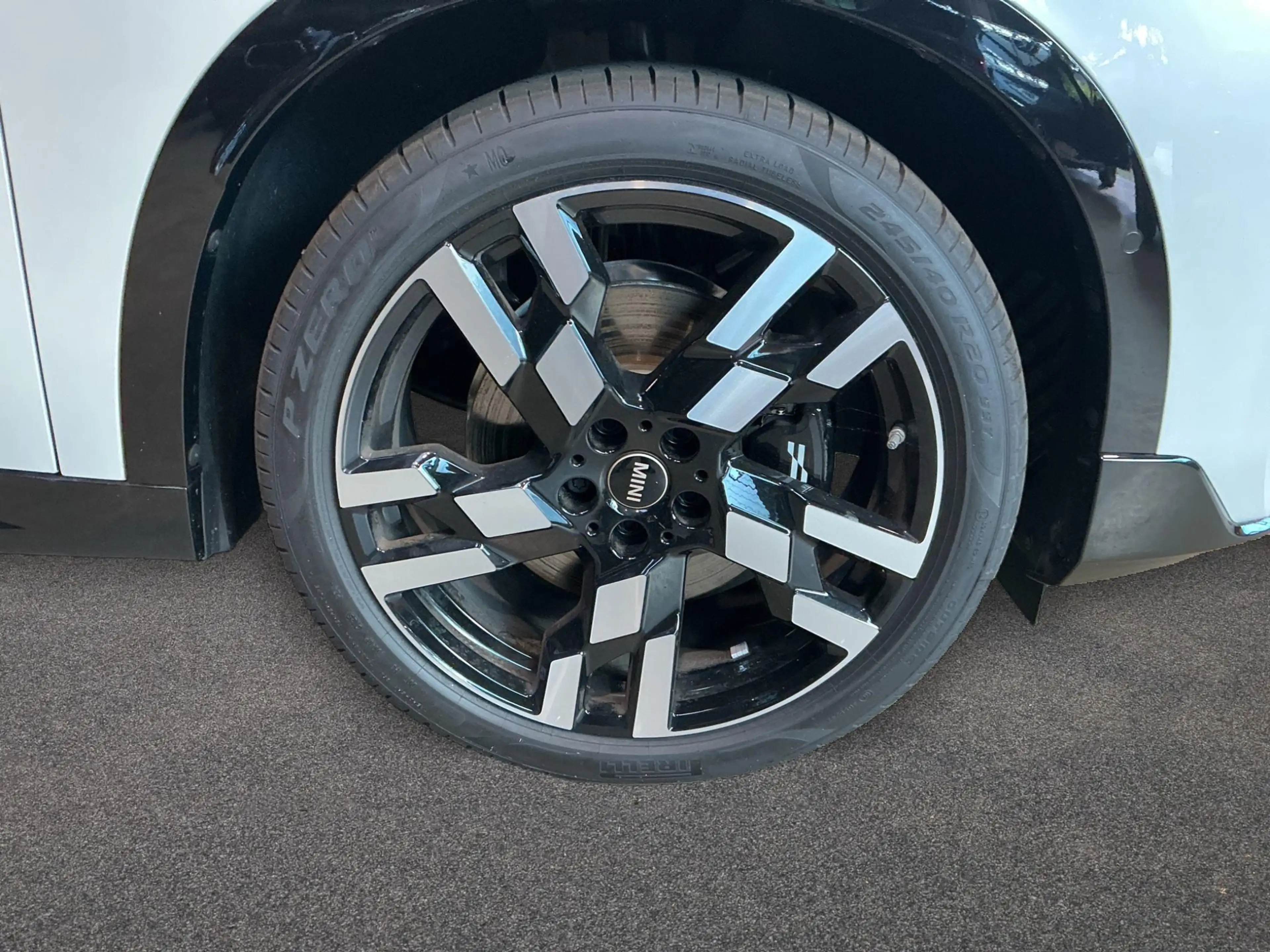 MINI Countryman S All4 John Cooper Works Trim — photo 8