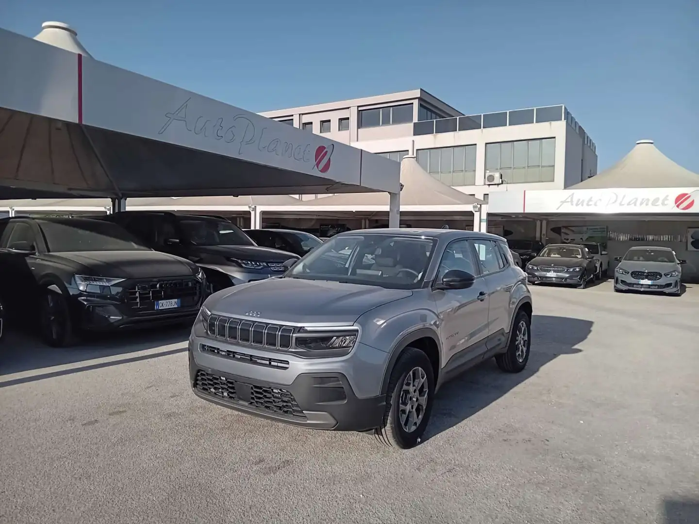Jeep Avenger Avenger 1.2 Turbo 100 CV Altitude Grigio - 1