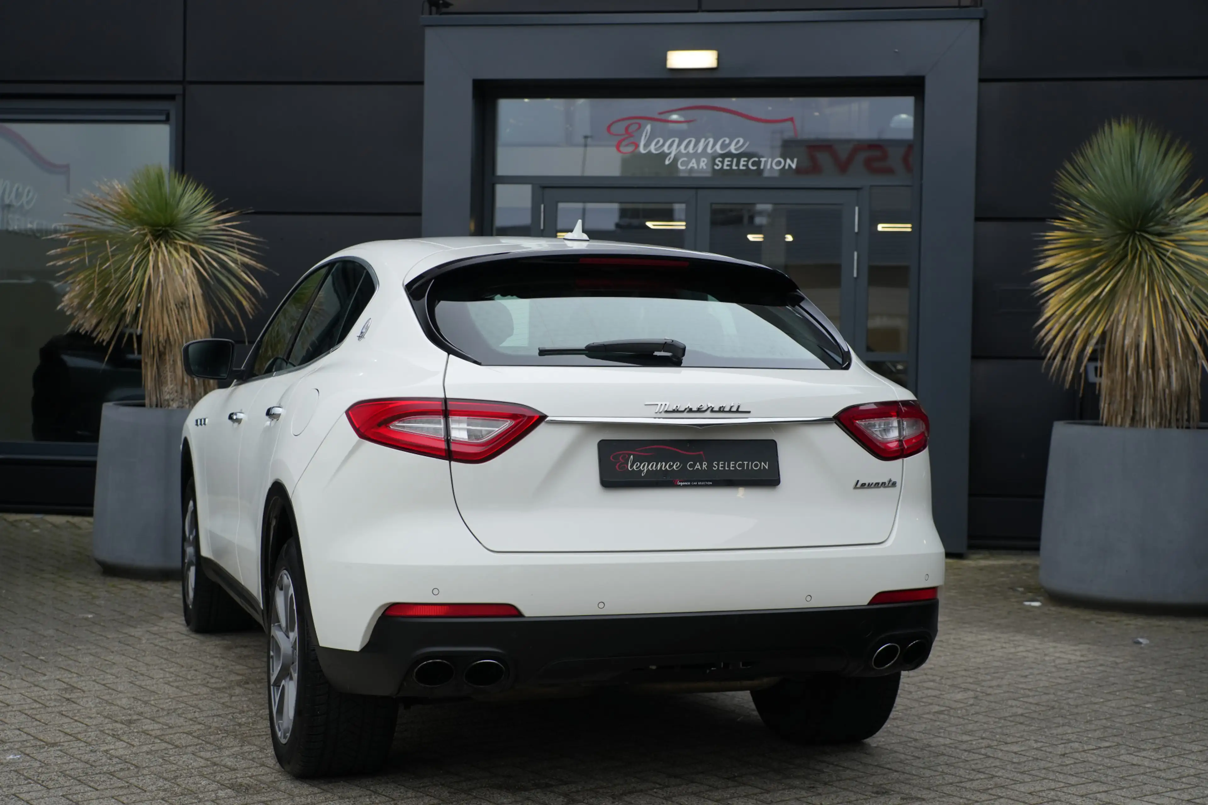 Maserati Levante 3.0 V6 S AWD GranLusso 430pk Stoelverwarming/Lucht — photo 27