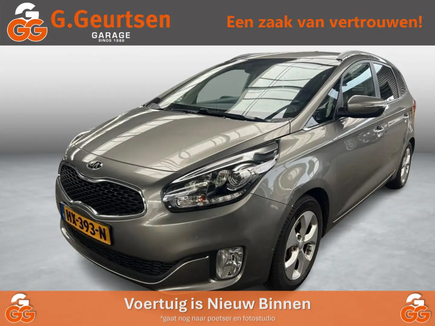 Kia Carens 1.6 GDi ExecutiveLine, 7-Persoons, Grijs - 1