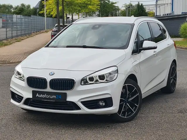 BMW 225 Active Tourer 225 xe Sport Line *Autom.*Navi*PDC