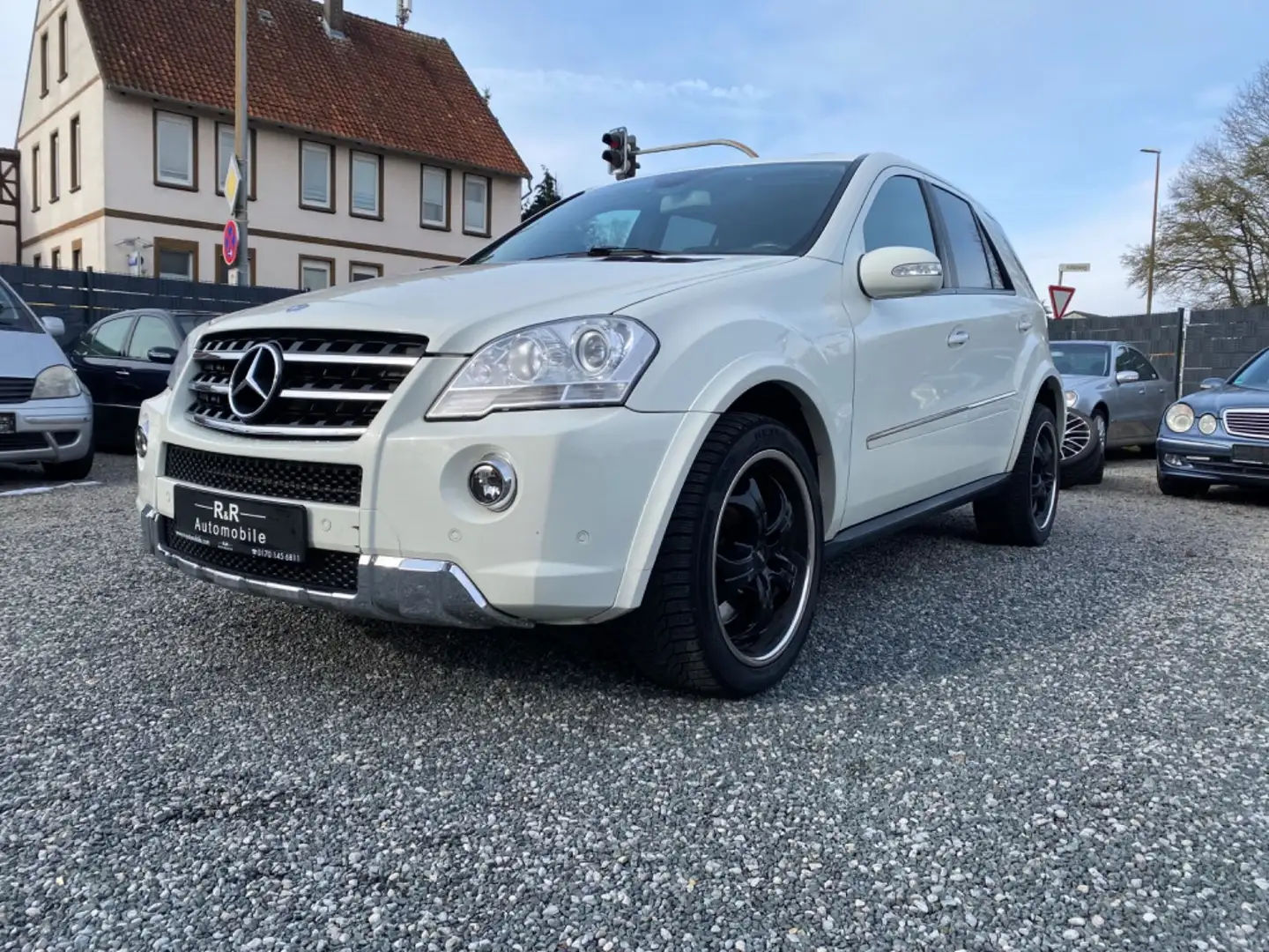 Mercedes-Benz ML 500 AMG PAKET AHK LPG HK SOUND PDC Blanco - 1