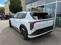Kia EV4 HB EARTH PLUS 81,4 KWH Weiß - thumbnail 2