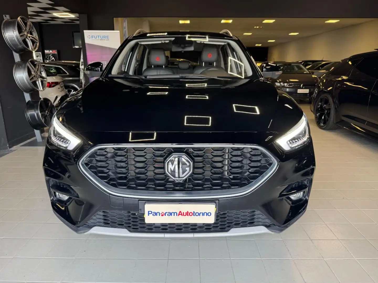 MG ZS 1.5 VTi-tech Luxury PRONTA CONSEGNA (Vari Colori) Zwart - 2
