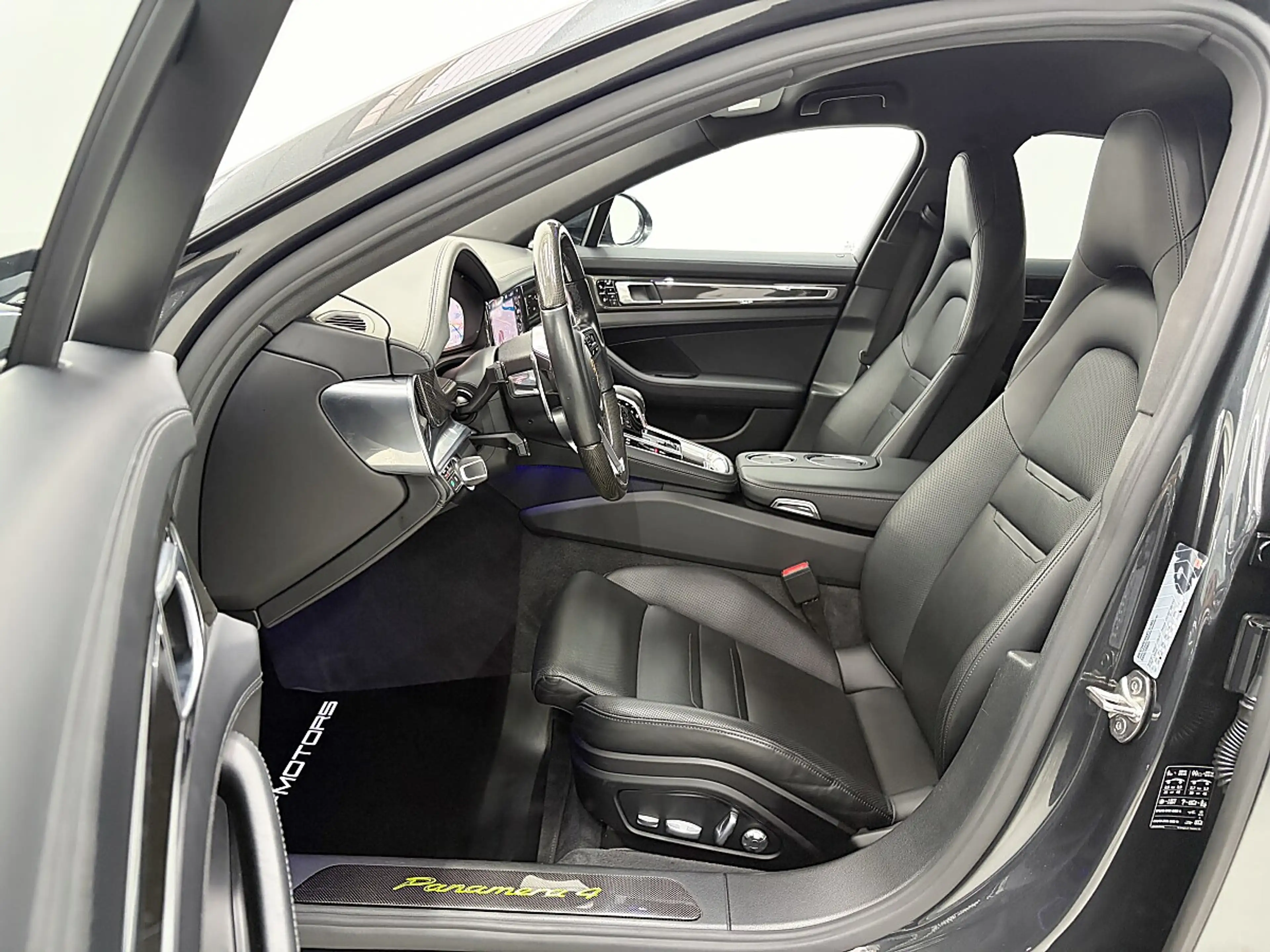 Porsche Panamera 4 E-Hybrid Sportdesign Sportabgas 21" Matrix Ca... — photo 14