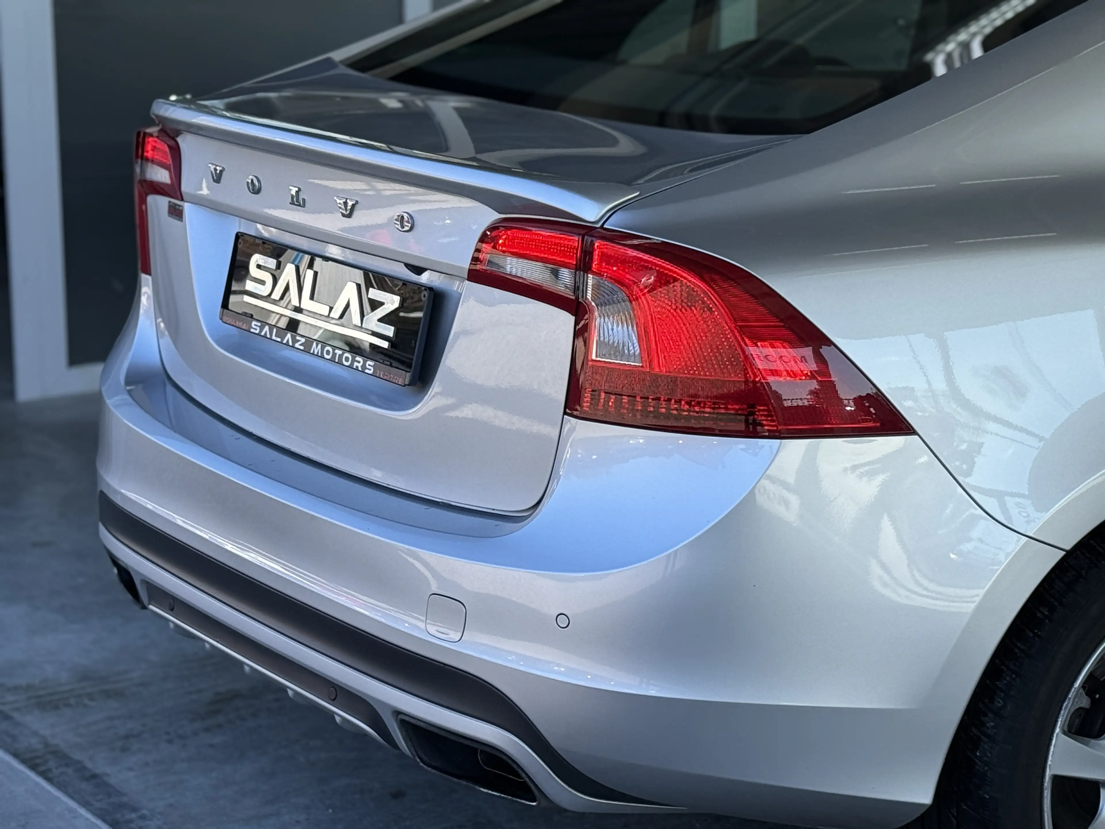 Volvo S60 S60 1.6 D2_FULLOPT_CUIR_BAUTO_T_OUVRANT — photo 8