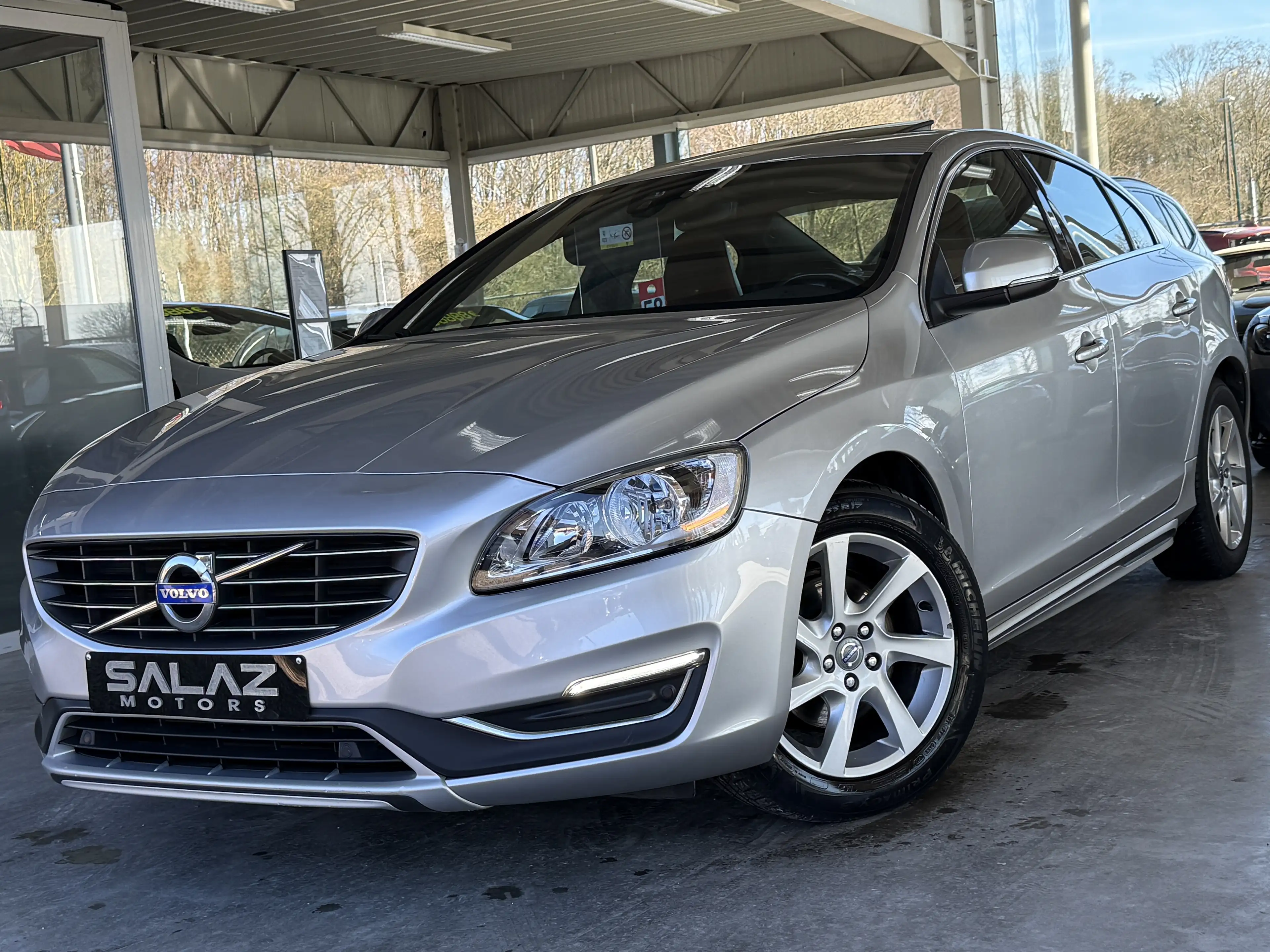 Volvo S60 S60 1.6 D2_FULLOPT_CUIR_BAUTO_T_OUVRANT — photo 6