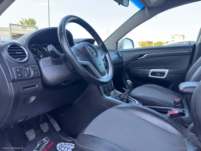Opel Antara view 8