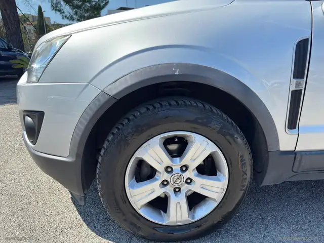 Opel Antara view 5