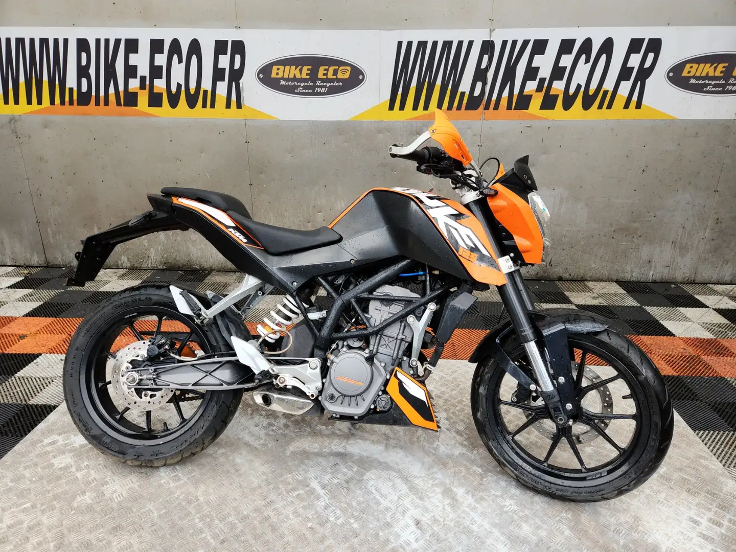 KTM 125 Duke Narancs - 1