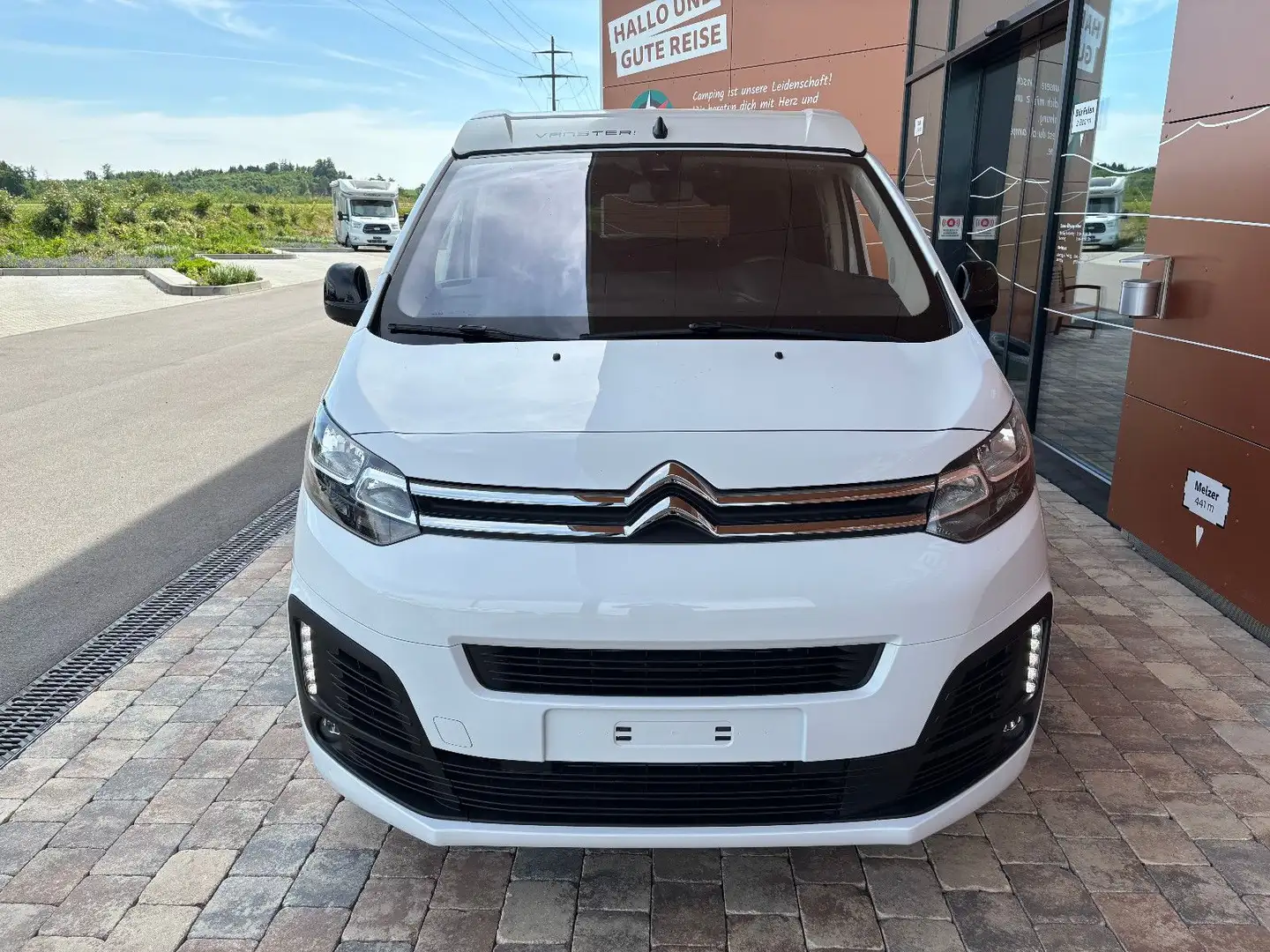Pössl Vanster 180PS Automat, Drive-Assist, Standheiz. Weiß - 2