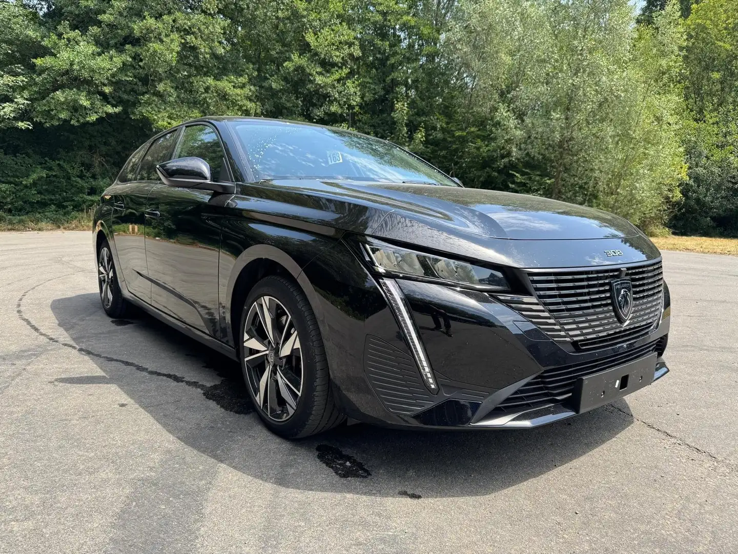 Peugeot 308 SW ALLURE Zwart - 1