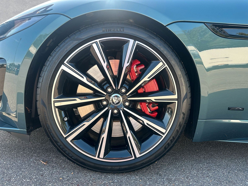 Jaguar F-Type P575 AWD  R75 V8 Coupe — photo 9