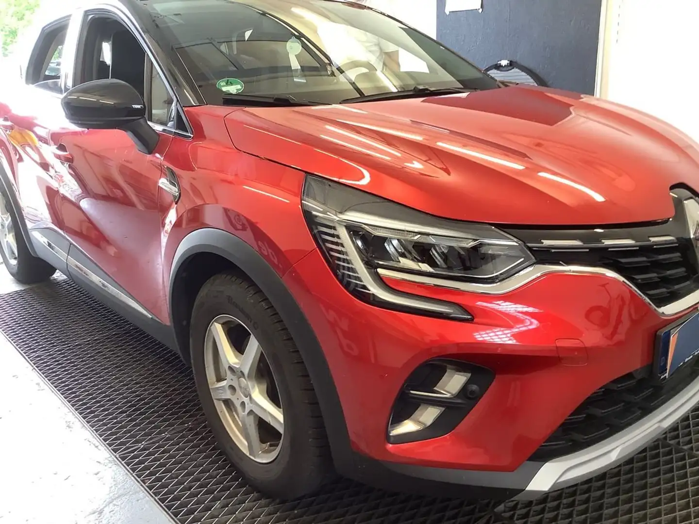 Renault Captur TCe 130 EDC PF Initiale Paris Rot - 1