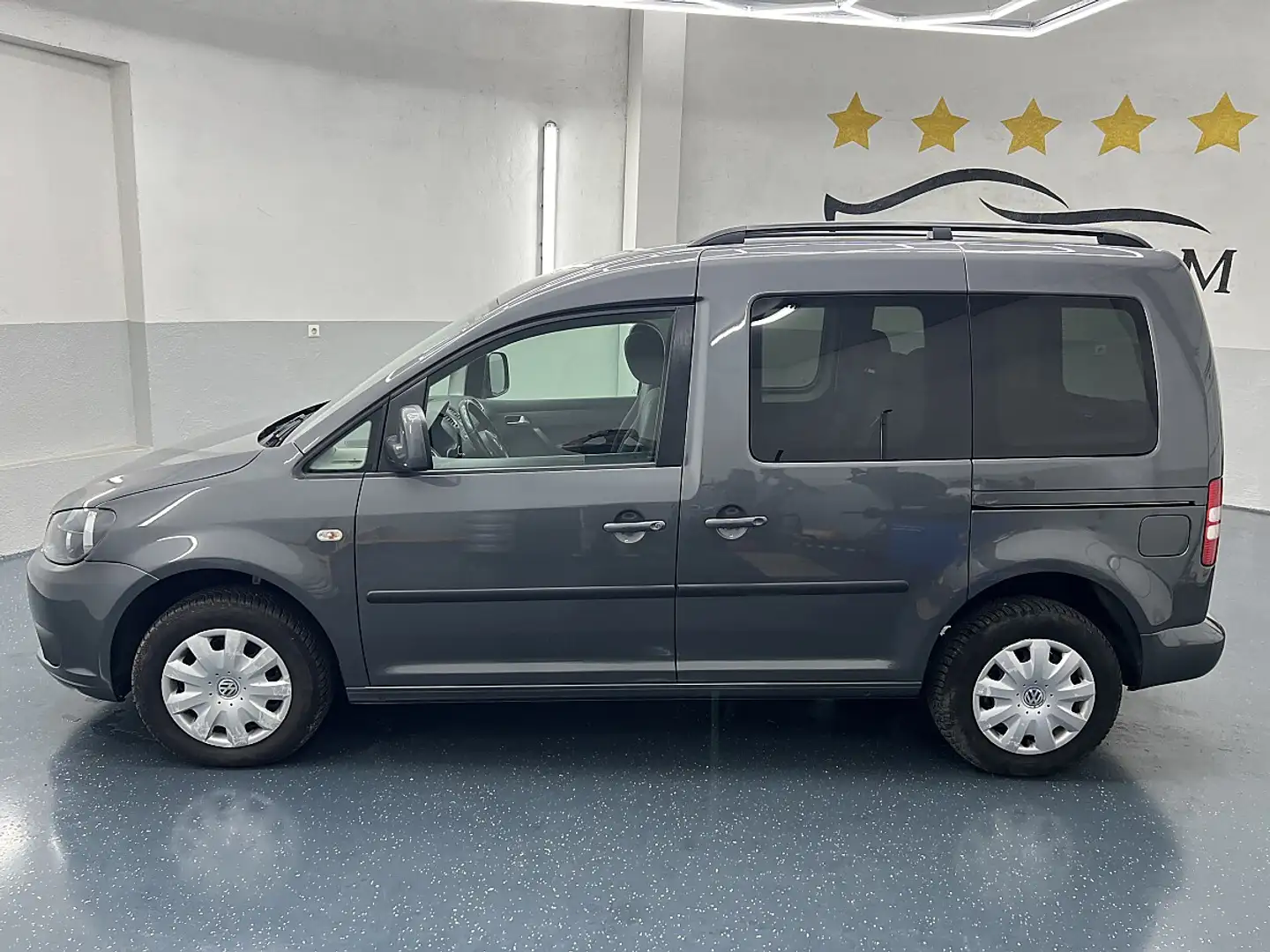 Volkswagen Caddy Kombi Family BMT 1,6 TDI  * SOFORT FINANZIERUNG... Grau - 2