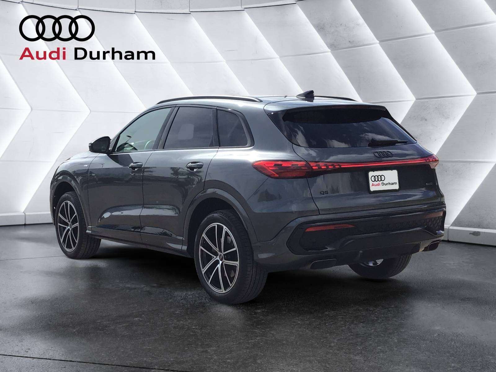 2026 Audi Q5 2.0T Progressiv + S-Line Black Package — photo 1