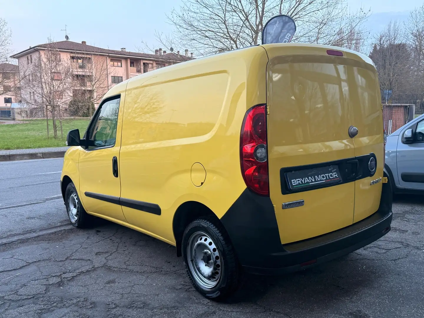 Fiat Doblo Doblò 1.3 MJT PC-TN Cargo Lamierato SX Amarillo - 1