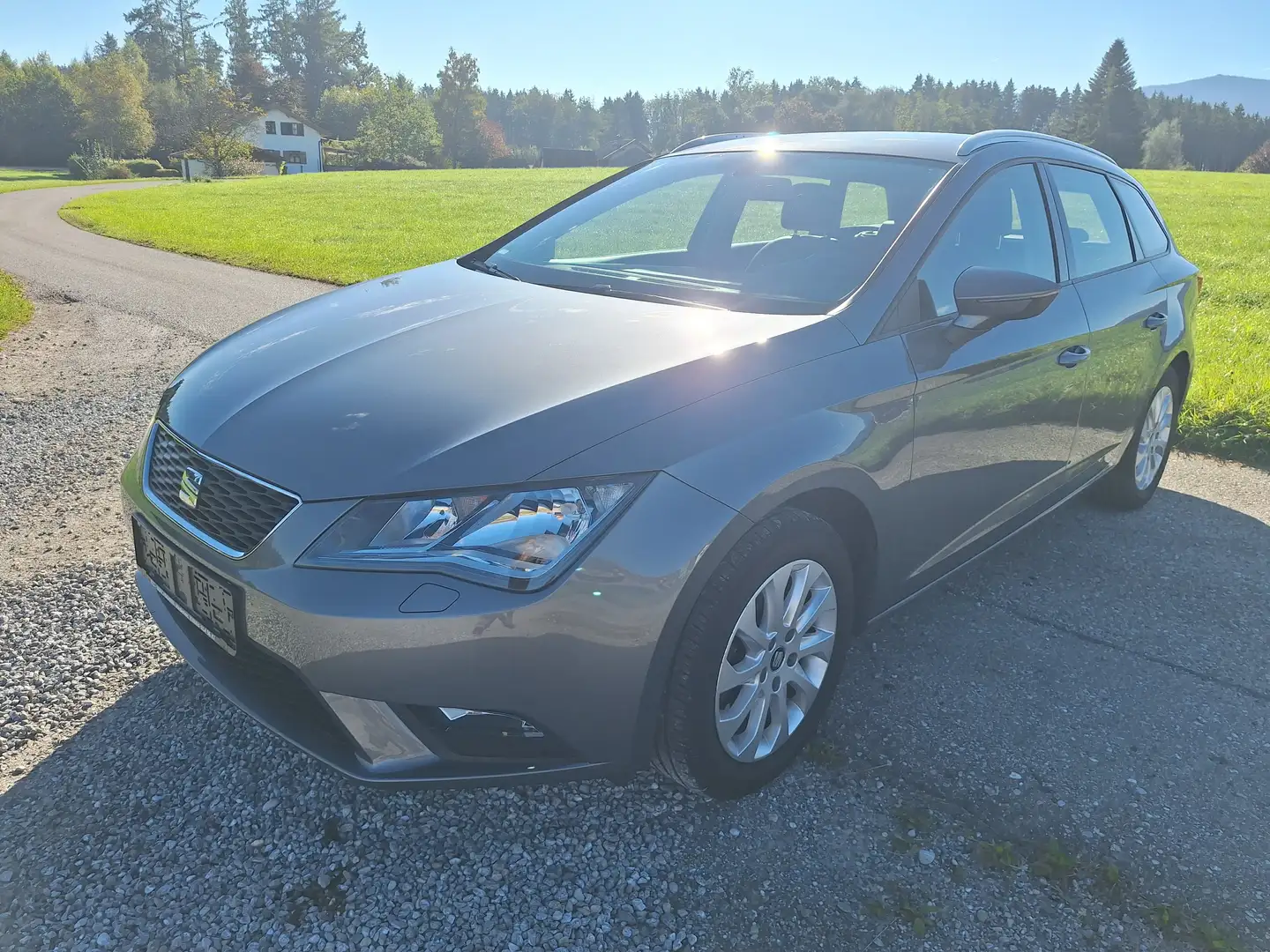SEAT Leon Style ST 1,2 TSI, Klima, SH, 96 tKm, TÜV-neu Grau - 1