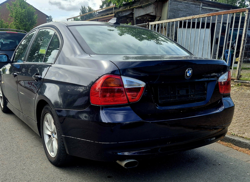 BMW 318 318 i — photo 9