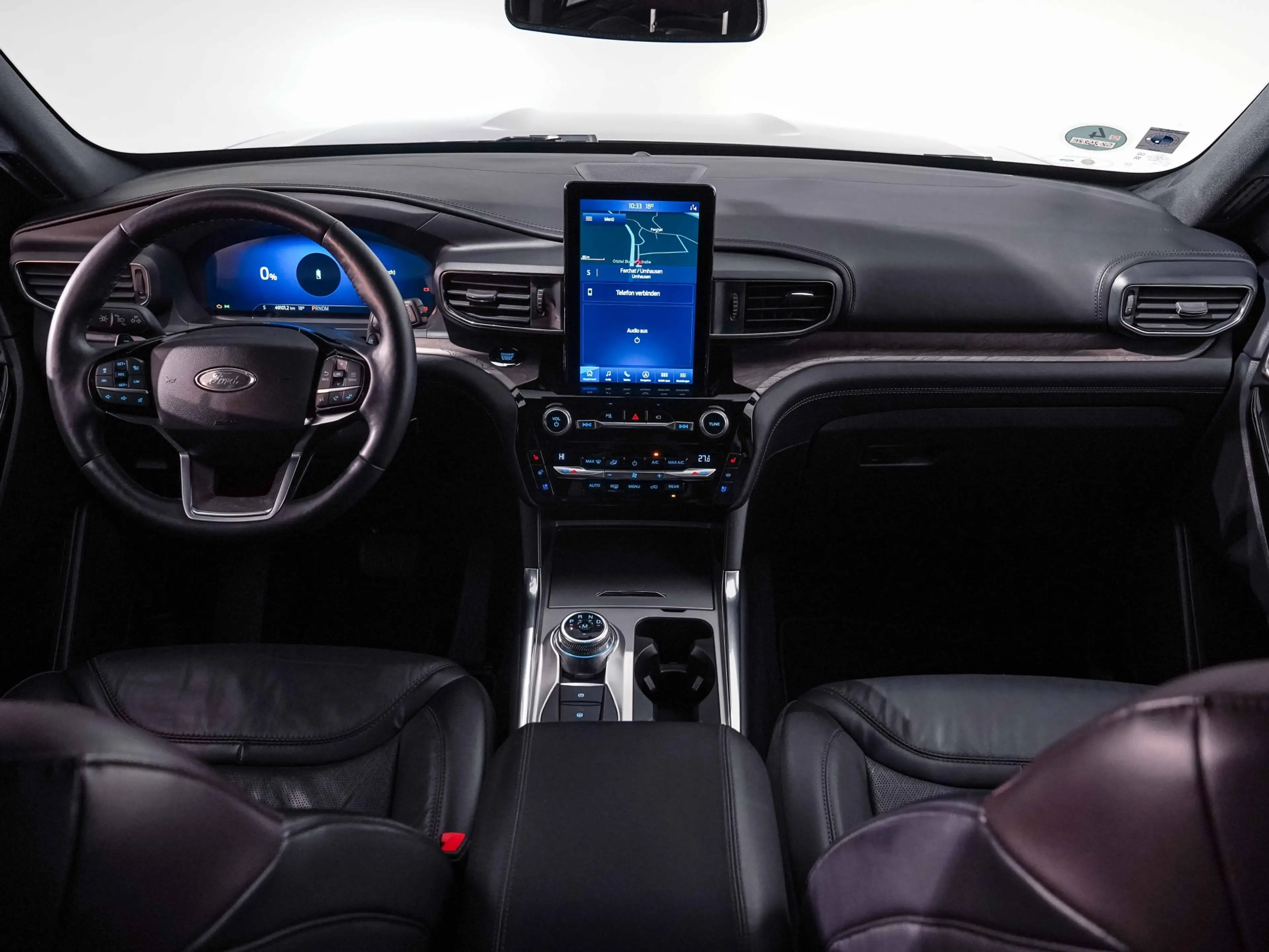 Ford Explorer Platinium — photo 13