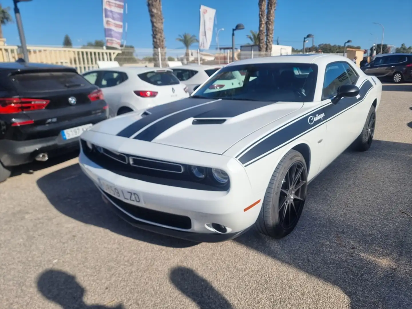Dodge Challenger Coupé Aut. Bílá - 1