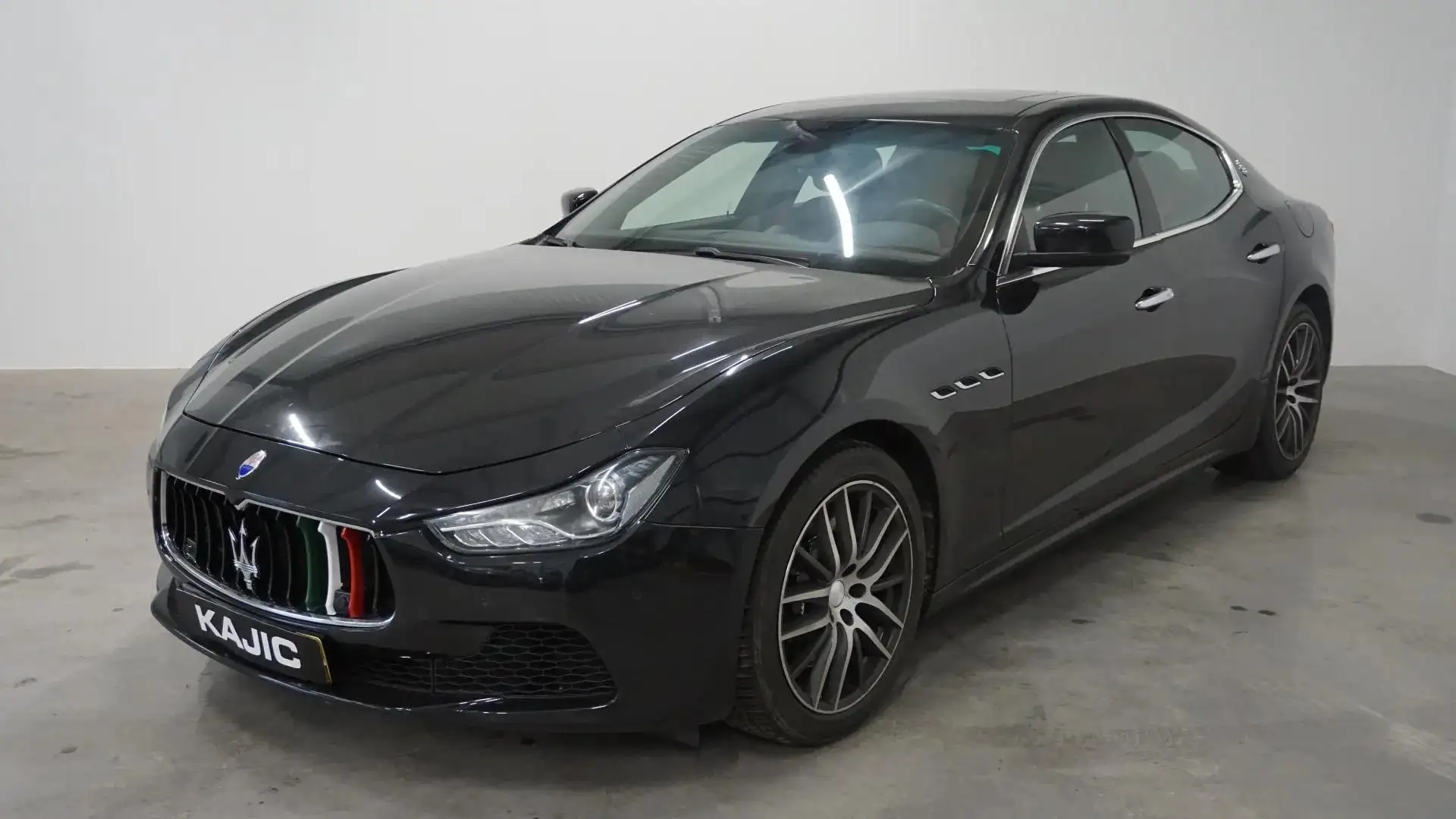Maserati Ghibli 3.0 Zwart - 1