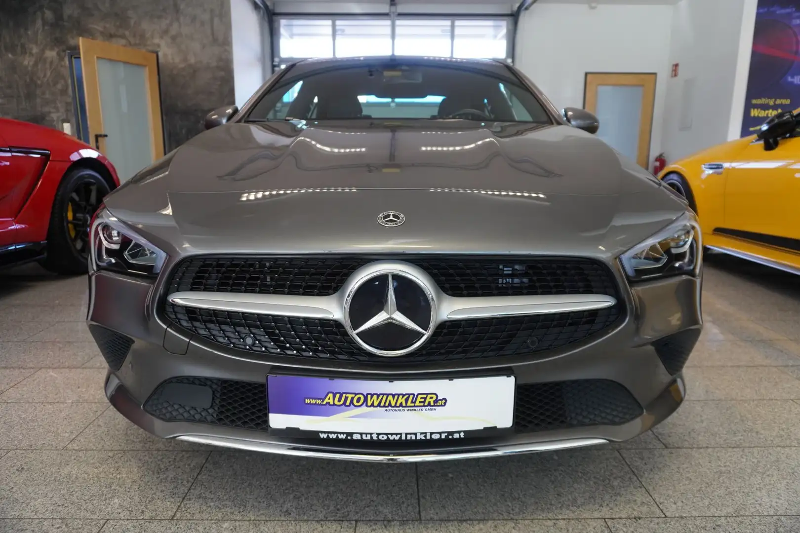 Mercedes-Benz CLA 250 CLA 250 e Business Coupe Aut./MY24/LED/Kam Grau - 2