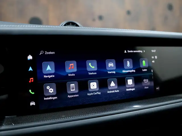 Porsche Cayenne view 21