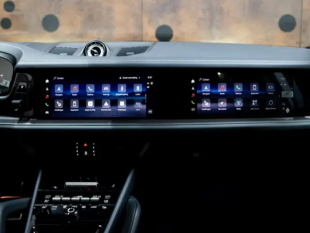 Porsche Cayenne view 23
