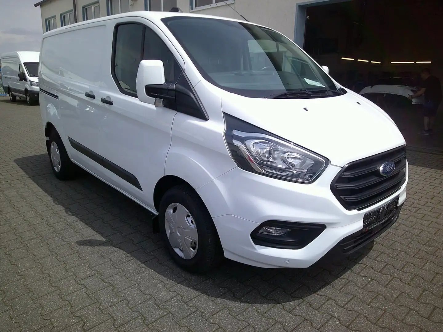 Ford Transit Custom Kasten L1H1 Trend 2.0 TDCi, EU6 Weiß - 2