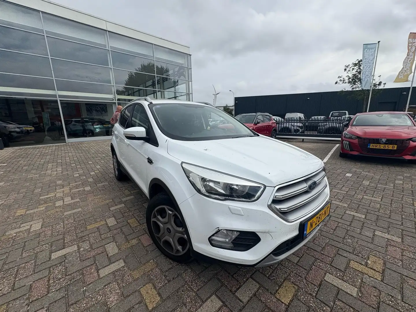 Ford Kuga 1.5 Trend Blanc - 2