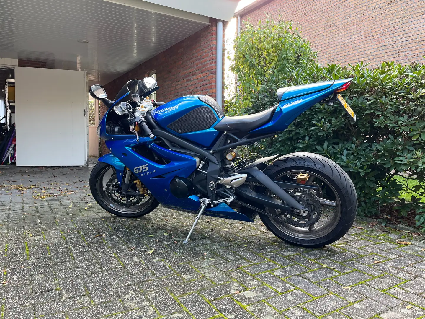 Triumph Daytona 675 Modrá - 2