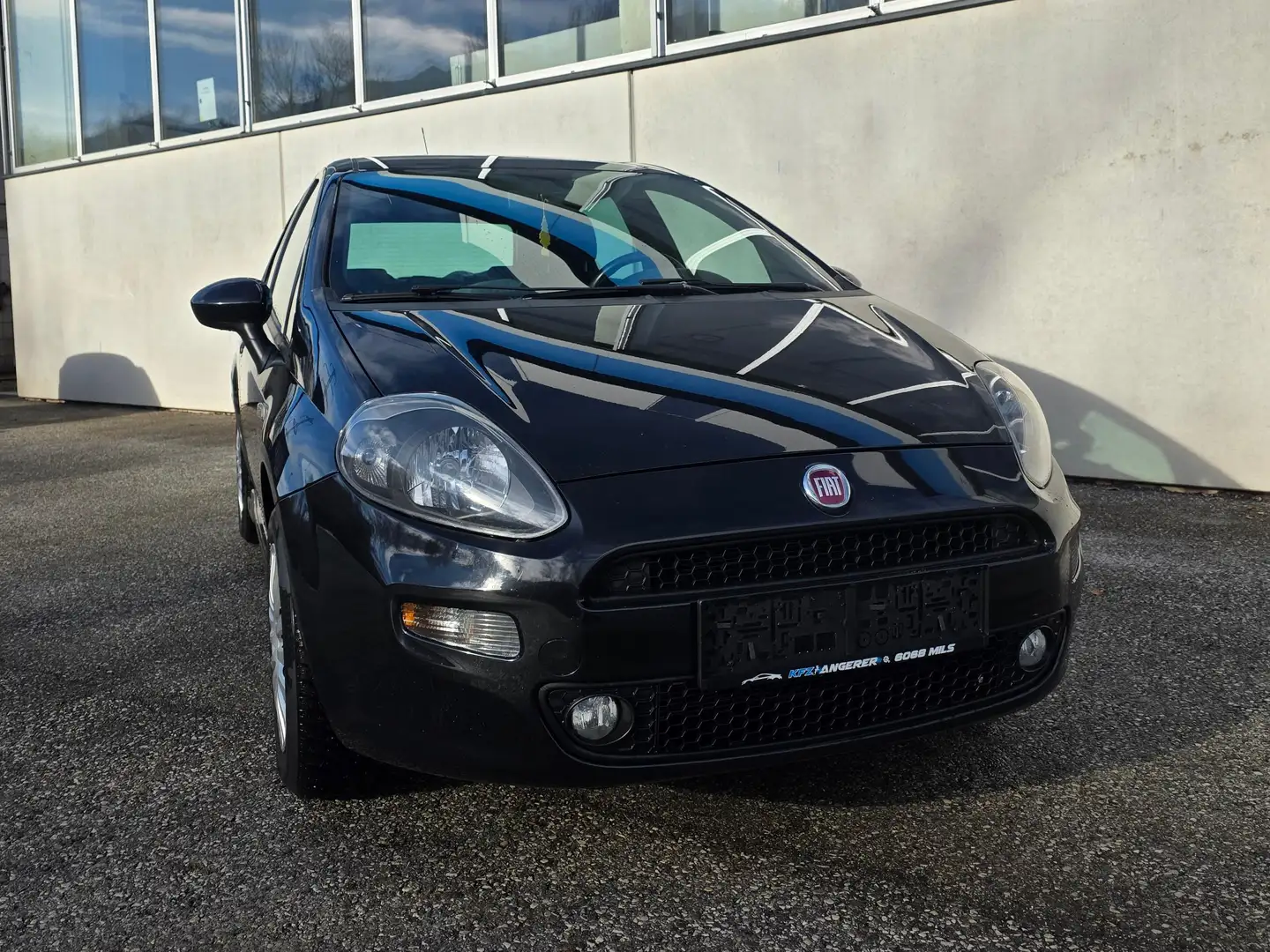 Fiat Punto Punto 1,4 78 Easy Easy Negru - 1